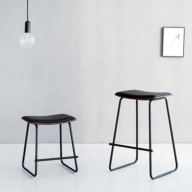 Modern Bar Furniture Kitchen PU Seat  Bar Stool  for Kitchen use Bar Chair with Timber seat