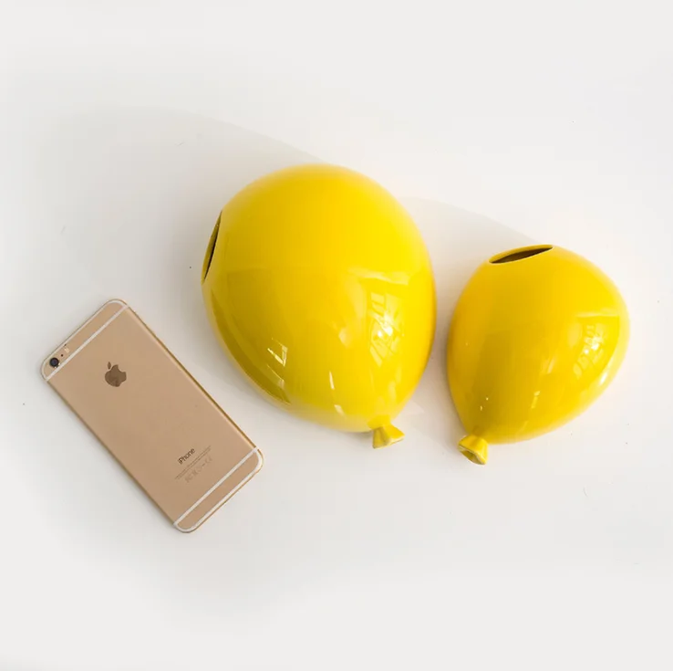 
Creative Nordic Style Balloon Shape Ceramic Green Plants Succulent Wall-mounted Flower Pots 