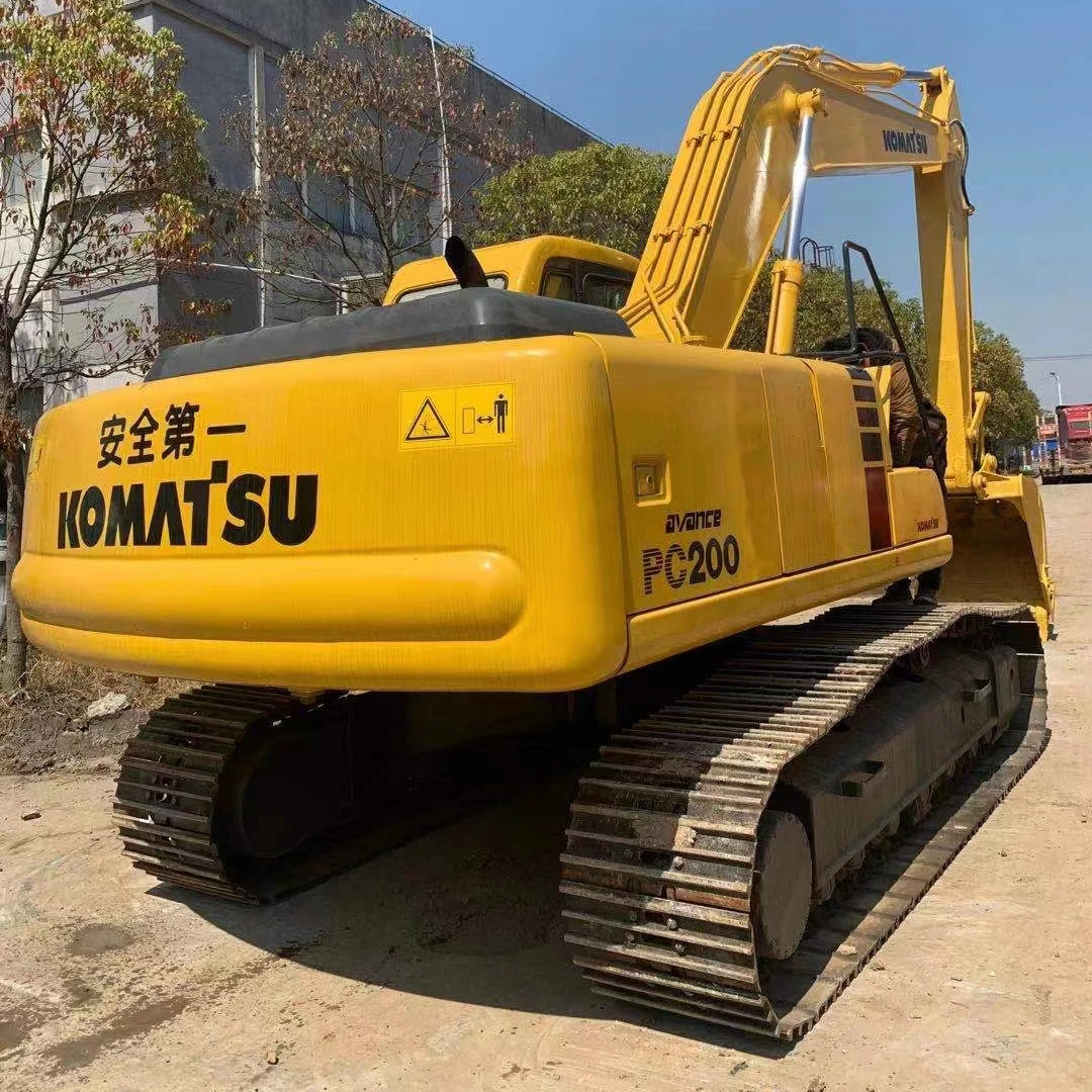Б/у Komatsu PC200-7 японского бренда гидравлический экскаватор гусеничный дешевой цене в хорошем состоянии с обратной лопатой