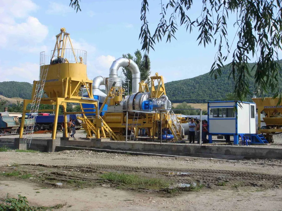 Popular QLB10 asphalt mixing plant batch bitumen tank mixer modular designed asphalt mixing plant