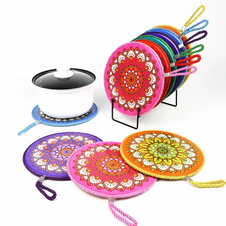 Mandala printing OEM custom round shape ceramic tile pot trivet mats with cork base heat resistant for kitchen table decoration