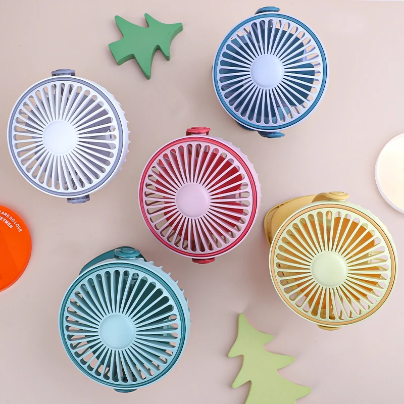 Wholesale 360 degree rotatable high quality battery power desktop fan portable 3 speeds strong wind small fan