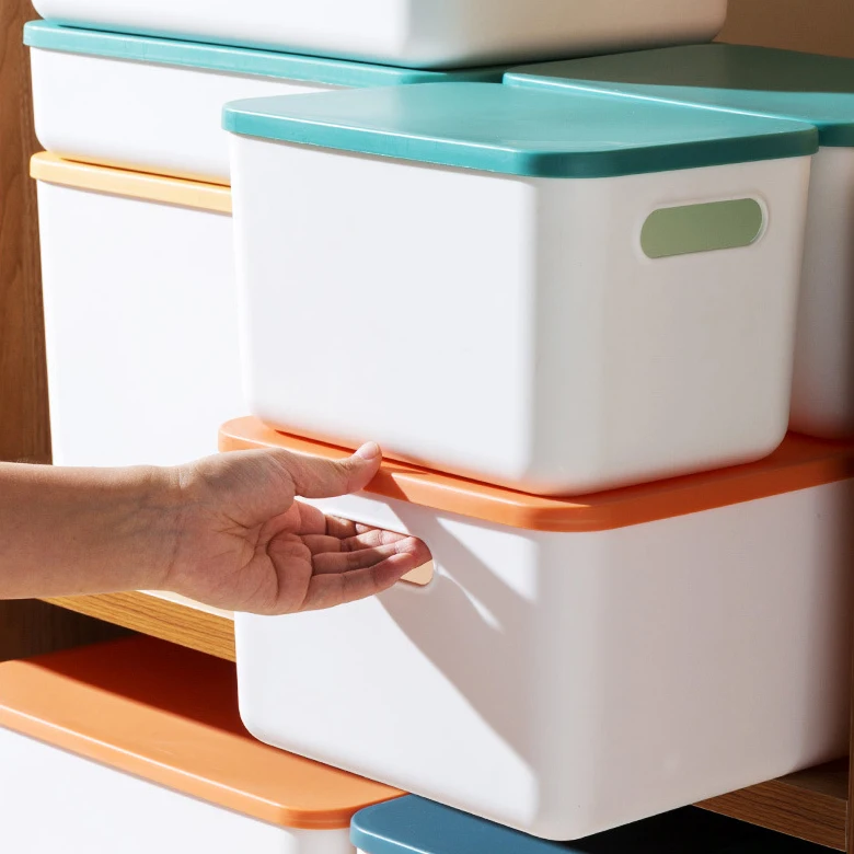 Hot Selling Plastic Home Storage Bin Boxes White Stackable Organizer Container For Clothes Sundries Toys Snacks