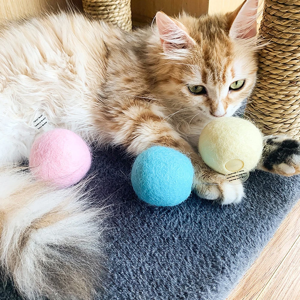 Pet Cat Toy Ball with Frog Cricket and Bird Three Kinds of Calls for cat Gravitational Ball Built-in Catnip