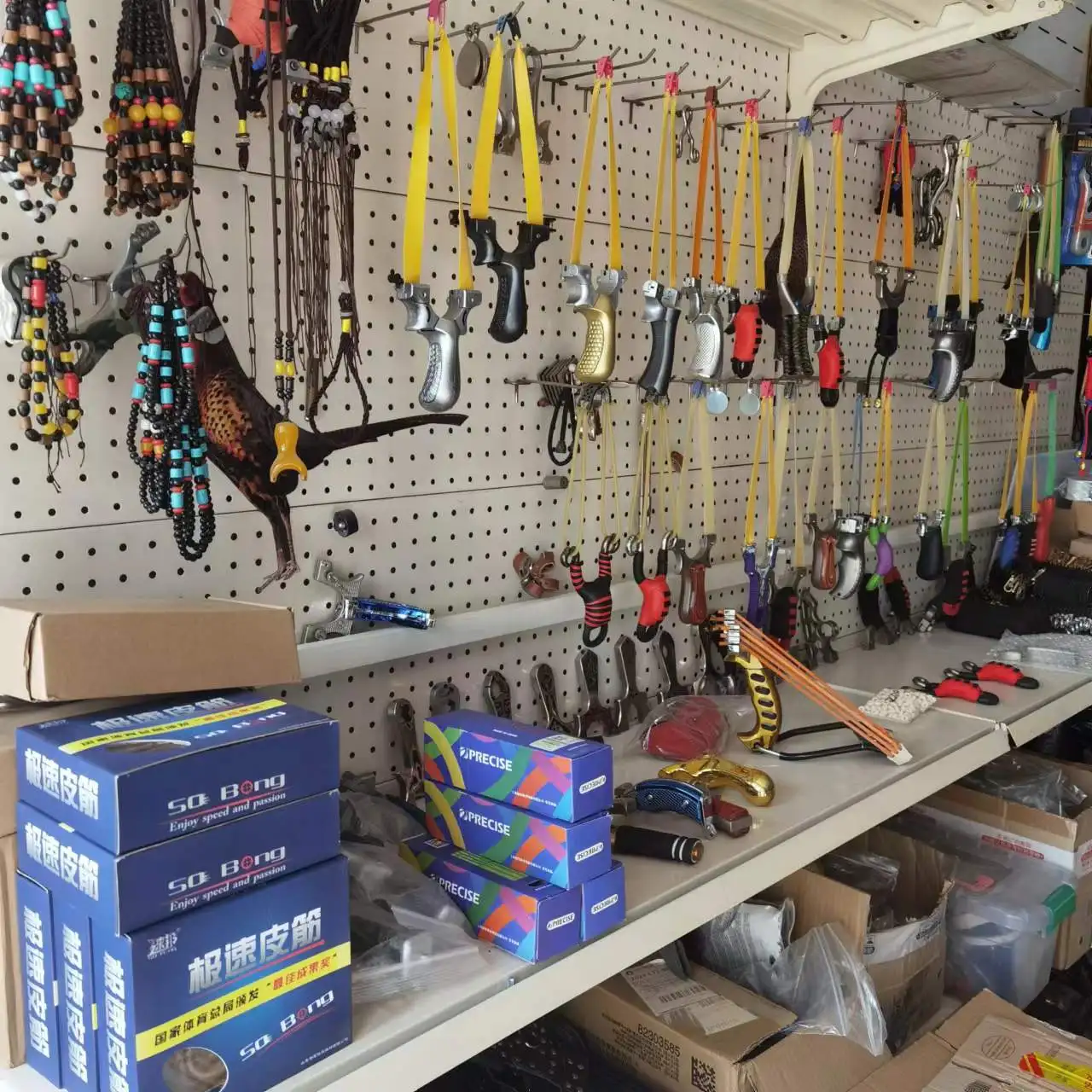 Alloy Double Aiming Slingshot for Outdoor Hunting