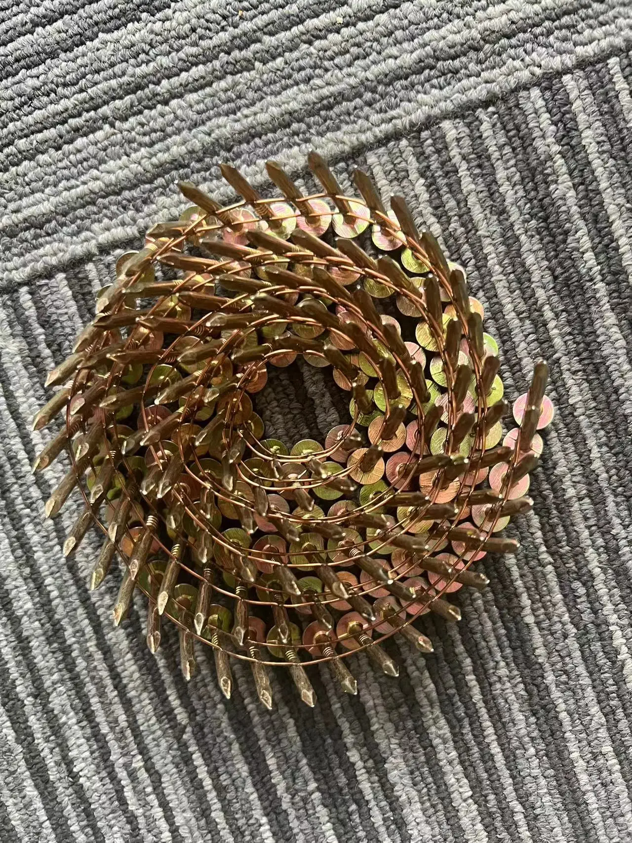 15 Degree Round Head Wire Weld Collatedsmooth Shank Coil Roofing Nails