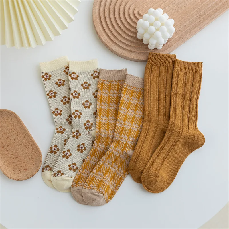 Новое поступление, вязаные носки средней длины в стиле древних путей, женские модные носки для осени и зимы