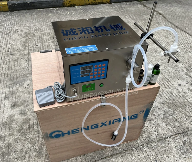 Full customization easy operation line Machine semi automatic liquid filling machine