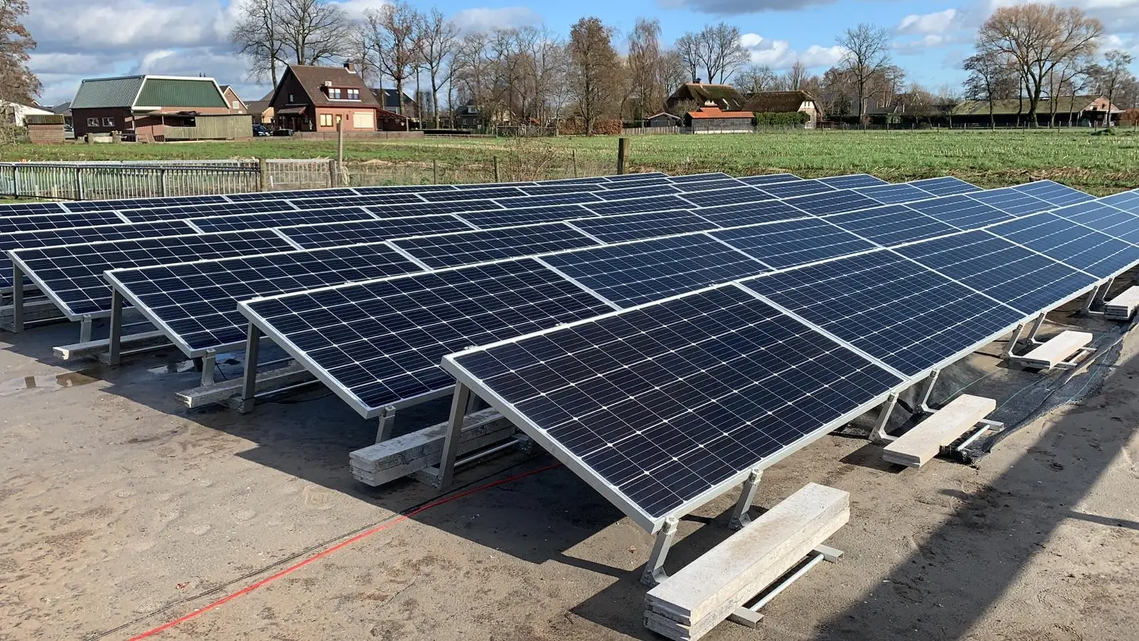 
GTS-208 EITAI 10kw solar system on grid 5KW 20KW 30KW 50KW 100KW Solar Kits Power Green energy storage Roof Mounting System 