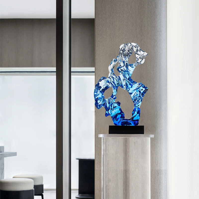 Custom-made Wholesale Resin Decoration Luxury Resin Crafts For Living Room Hotel Furniture Ornament Transparent Art Craft