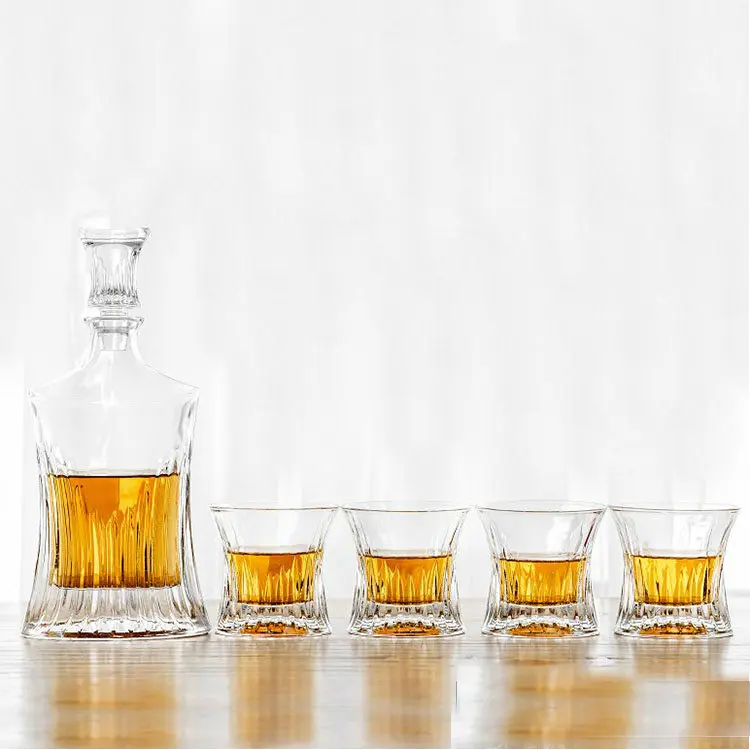 NOVARE Wholesale Custom Square Whiskey Glass Set Bottle Whiskey Decanter Set with Custom Gift Box