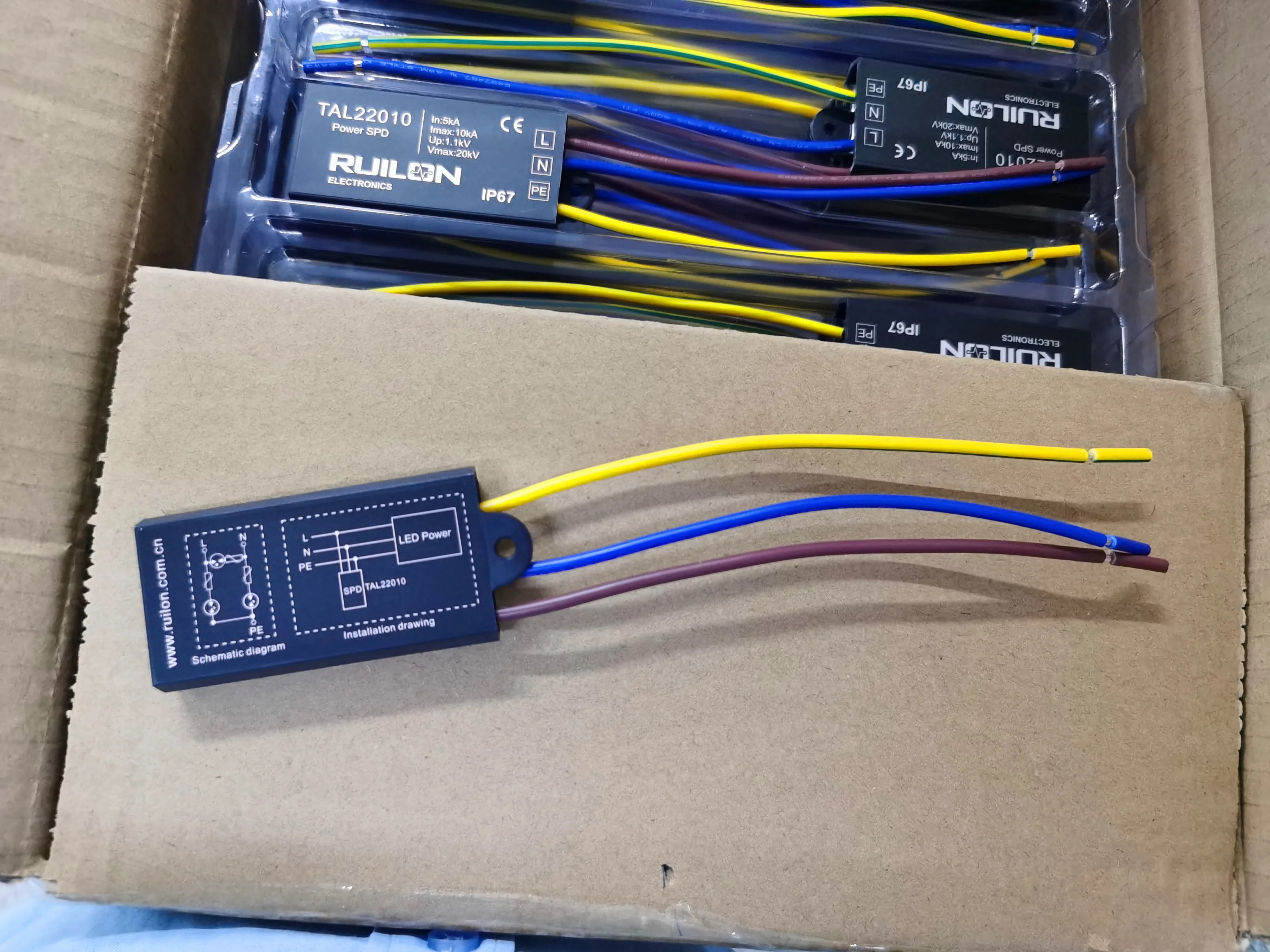 10kV 5kA LED Power Surge Protector Lightning Aresster for Air conditioner Protective Devices Household