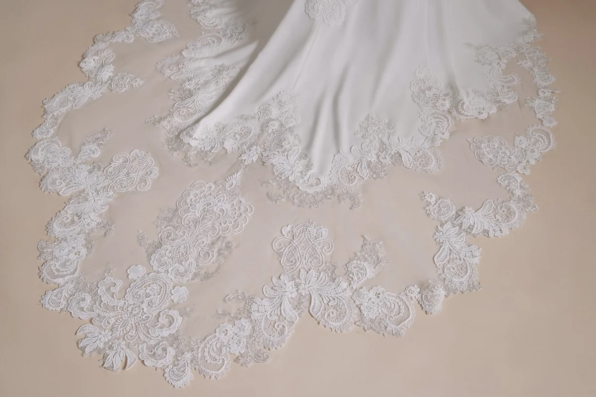 Factory Made New Sample Halter Mermaid Backless Wedding Dresses