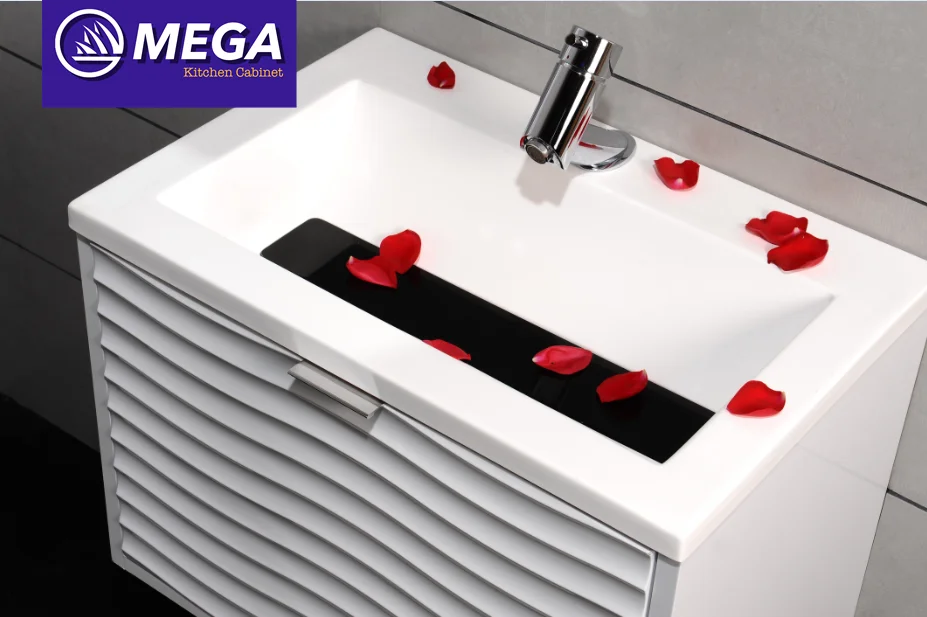 Wholesale Modern European Style Single Sink Wall Mounted PVC Mirrored Washbasin Bathroom Vanity Cabinet
