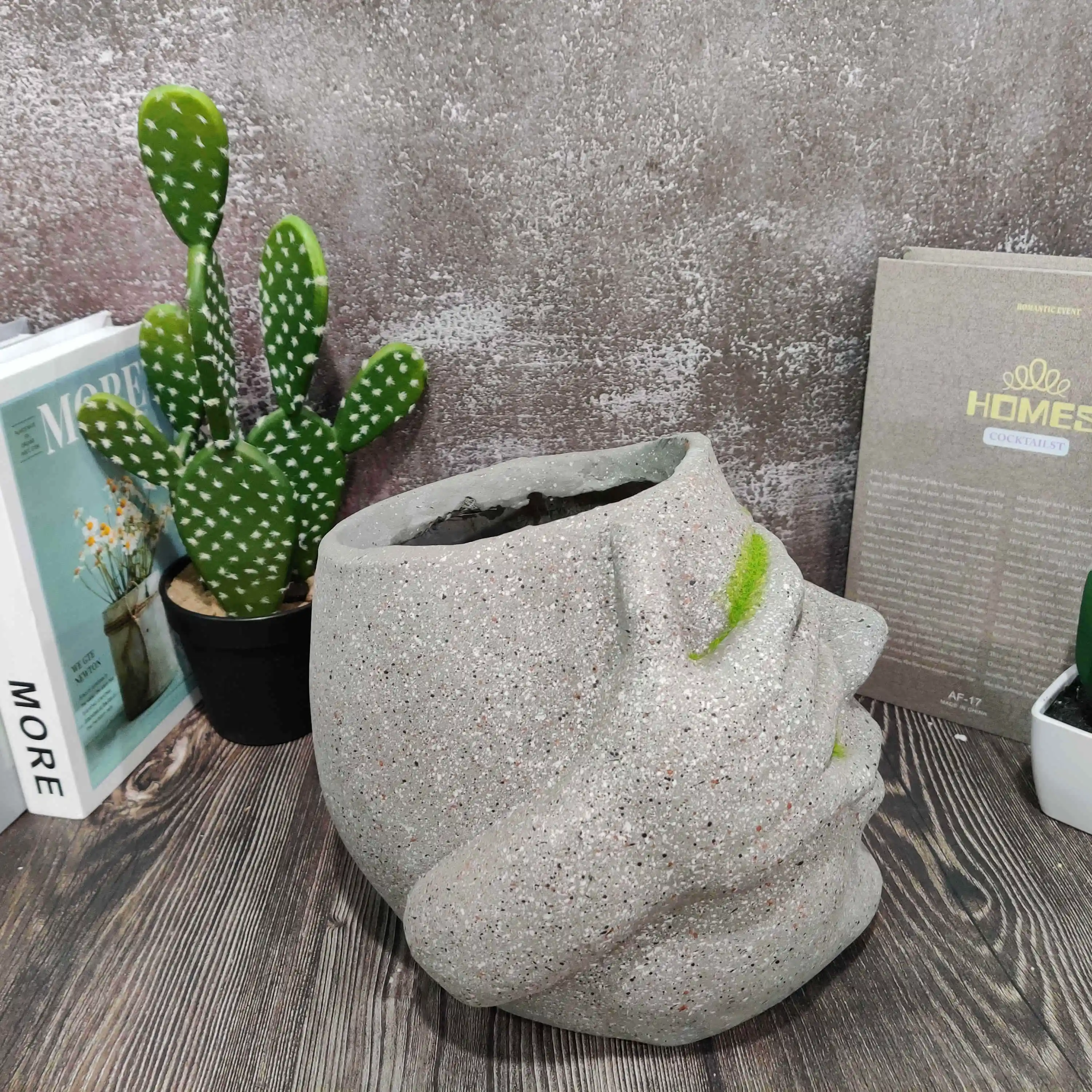 No See Evil Garden Zen Ornament Resin Stone Flower Pot Magnesia Sculpture Planter