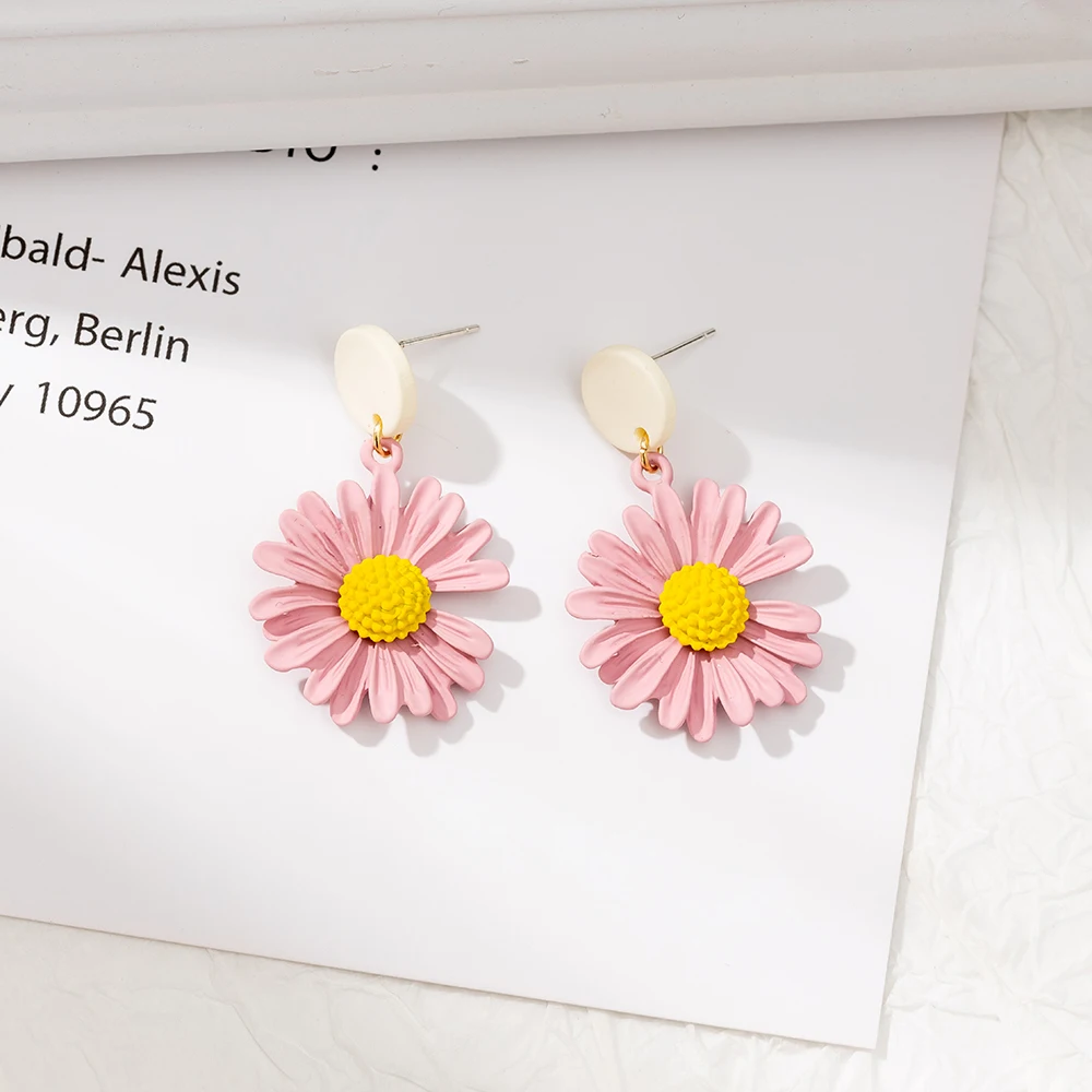 Fashion Color Rose Pink Daisy Flower Stud Earring Boho Jewelry Women Matte Rubber New Craft Flower Lightweight Earrings
