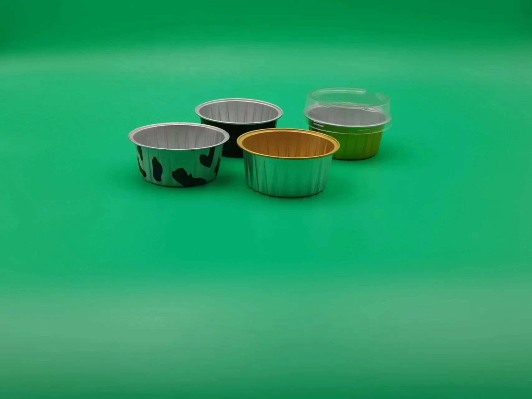 pancakes with transparent leads aluminium pack foil  200ml Mini loaf pan with plastic lids  and sticker