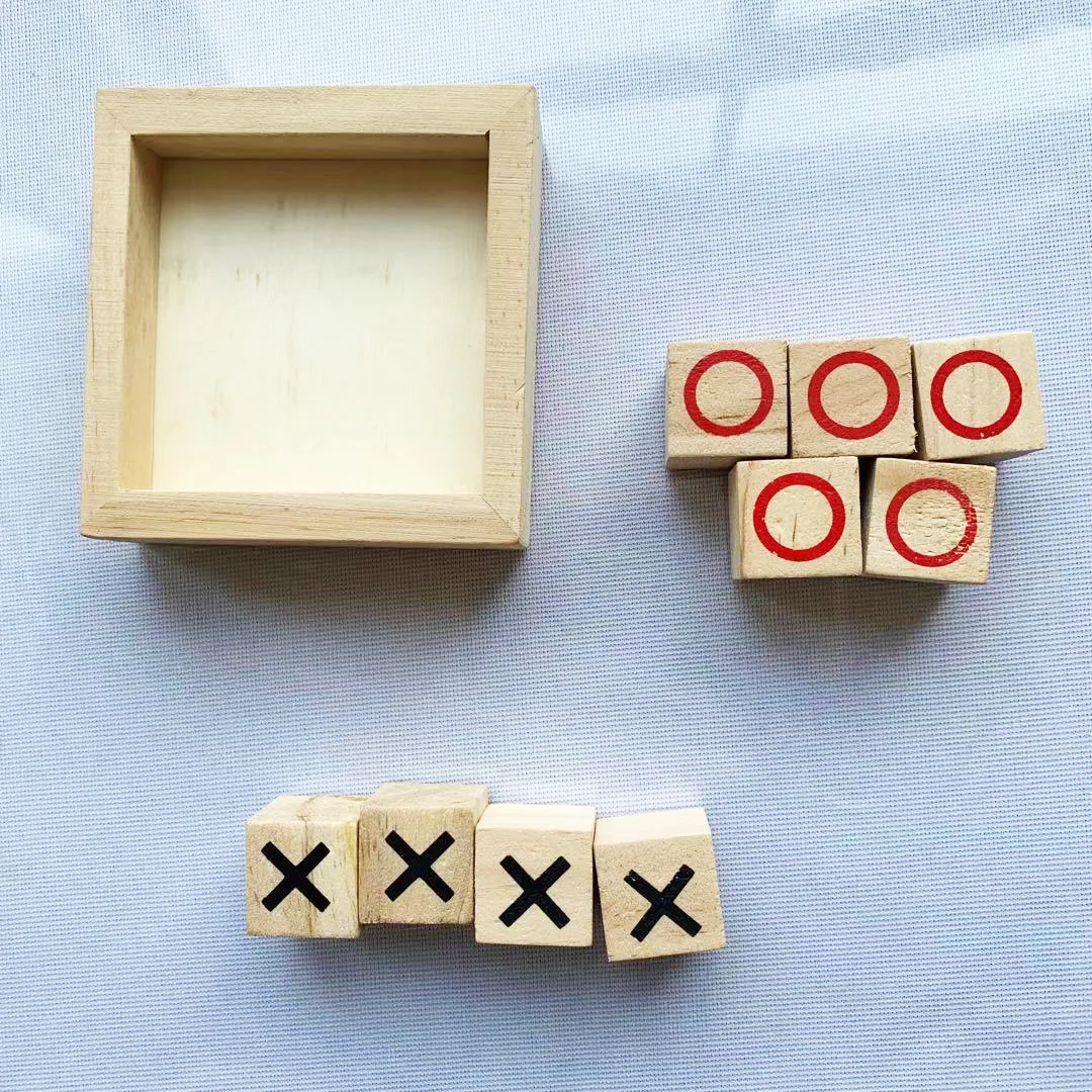 Hot Sale Coffee Table Living Room Decor Family Games Night Classic Board Games Wood Rustic Tic Tac Toe for Kids and Adults