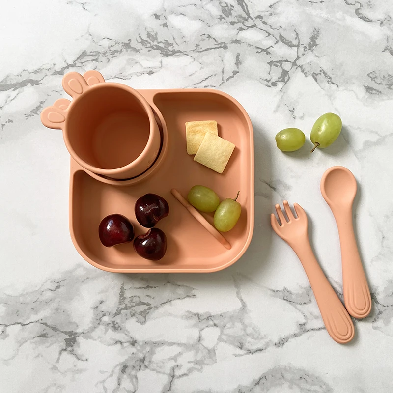 Wholesale baby tableware Silicone Plate Suction bowl Eco Friendly Baby Feeding Set 100% Silicone Baby Feeding Set