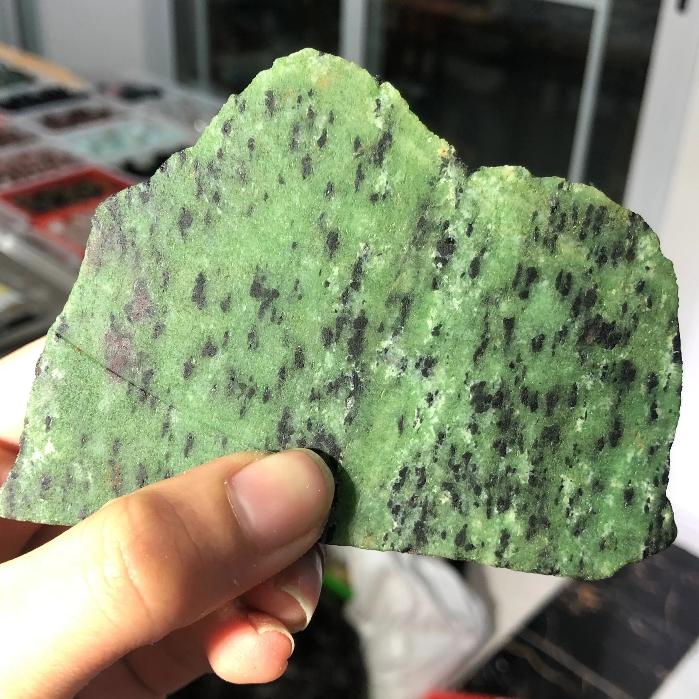 Hot Sale Natural Crystal Rock Raw Quartz Mineral Specimens Ruby Zoisite Healing Crystal