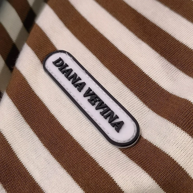 High quality golden flag badge Custom TPU heat transfer 3D embossed logo Sustainable high-frequency soft PVC labels