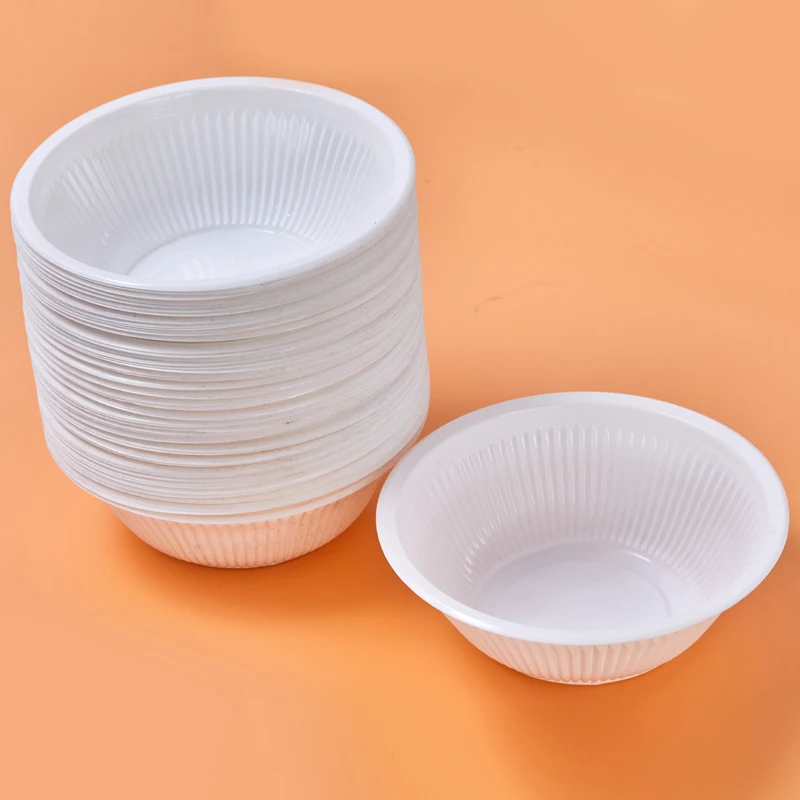 Factory Wholesale Deep White Disposable round Plastic Blister Plates 29OZ & 32OZ Food Grade PP for Parties & Meals