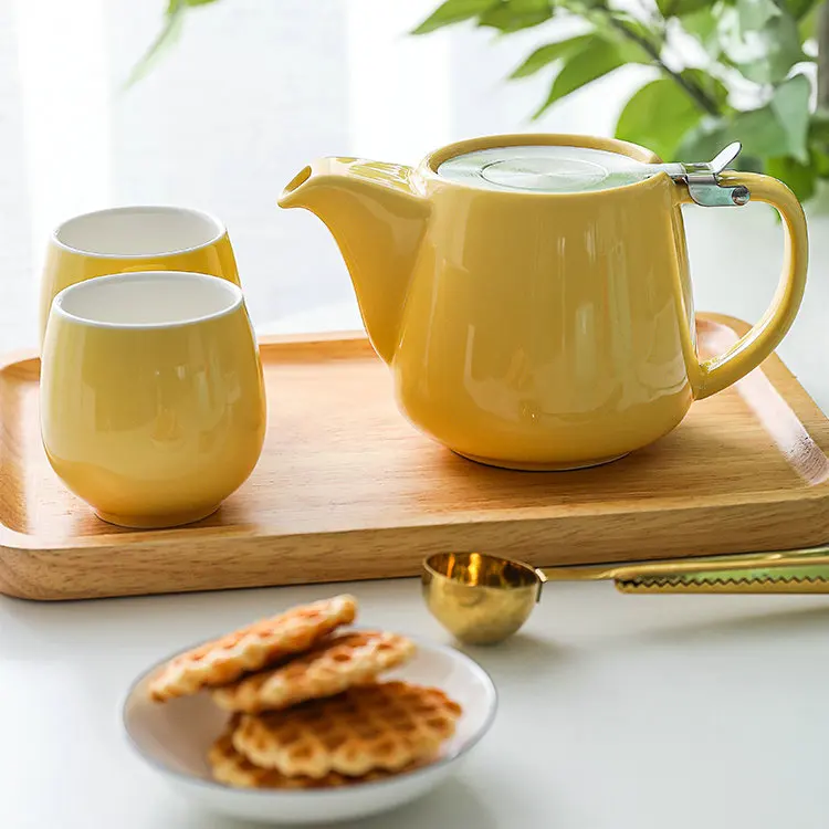 New Design Nordic Style Yellow Glaze Ceramic Tea Pot with Infuser