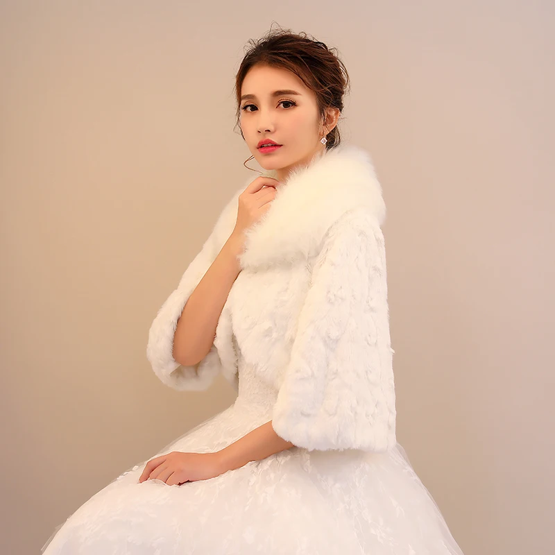 
Ivory short cotton shawl faux fur plush collar wide-sleeved small shawl wedding dress accessories 