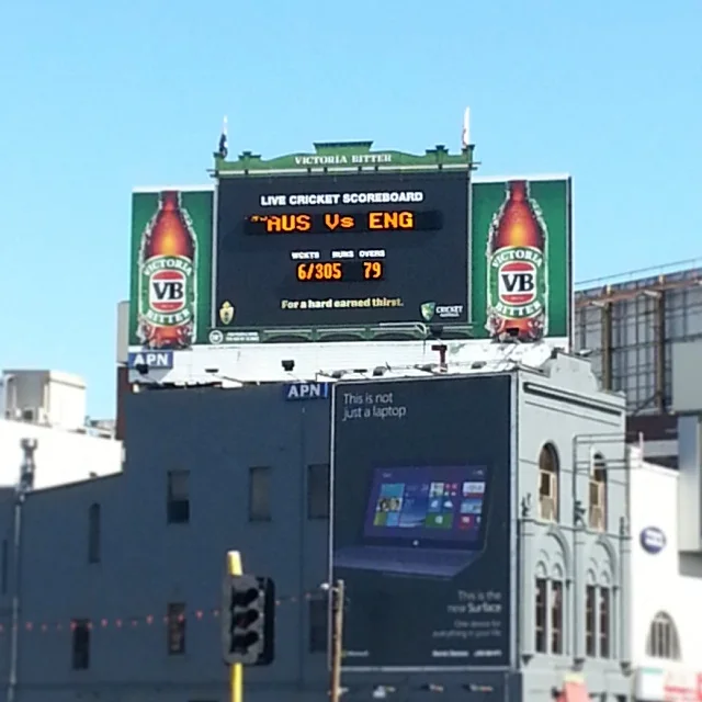 
P8 Outdoor LED Billboard for Highway Street DOOH Advertising LED Wall Large LED Display 