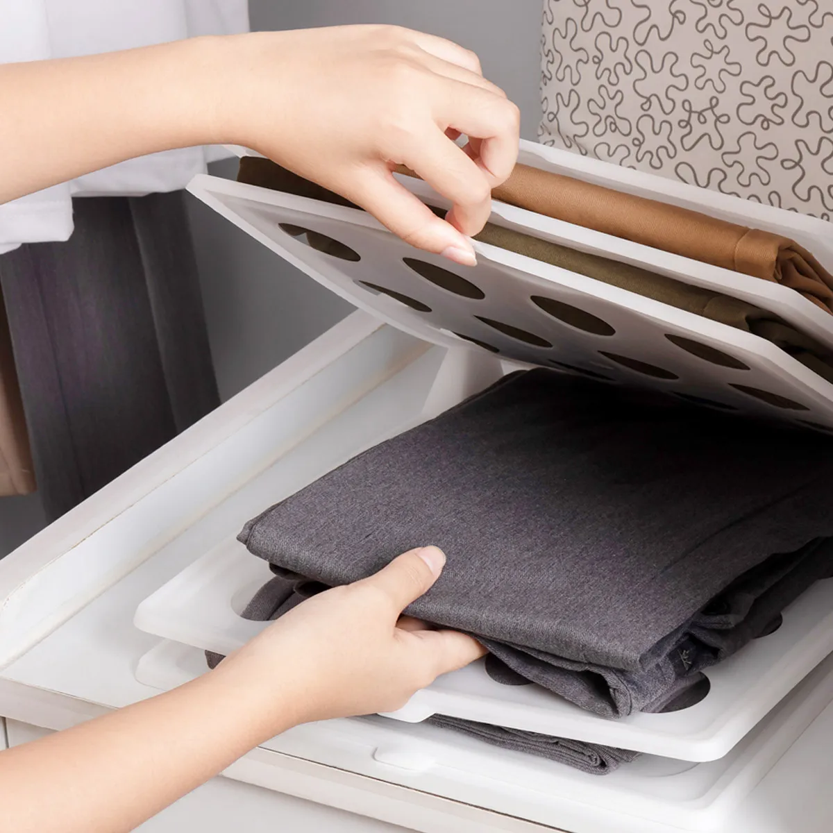 5 Pack T-Shirt Organizer Clothes Folding Trays Stackable Shirt Receipt Board Closet Organizer for Clothes Organization