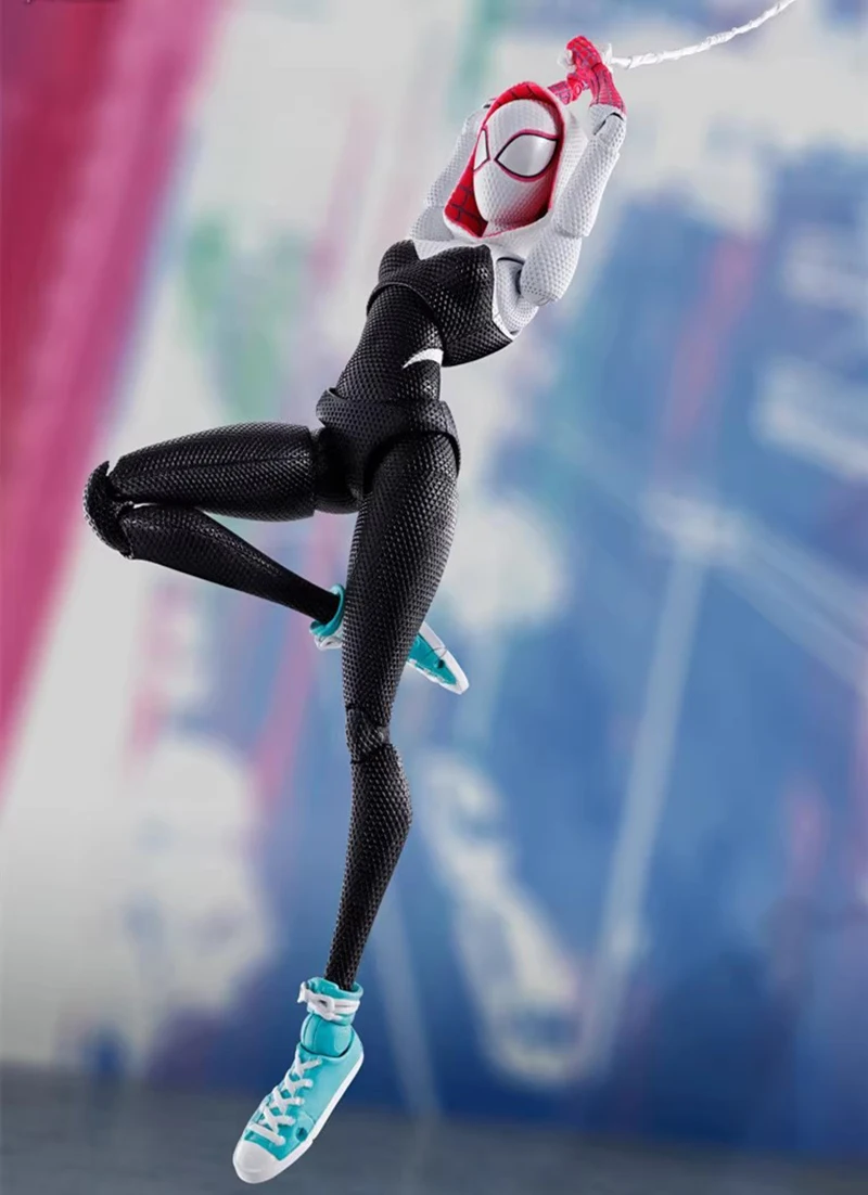 SHF через фигурку «Паук-Стэн»