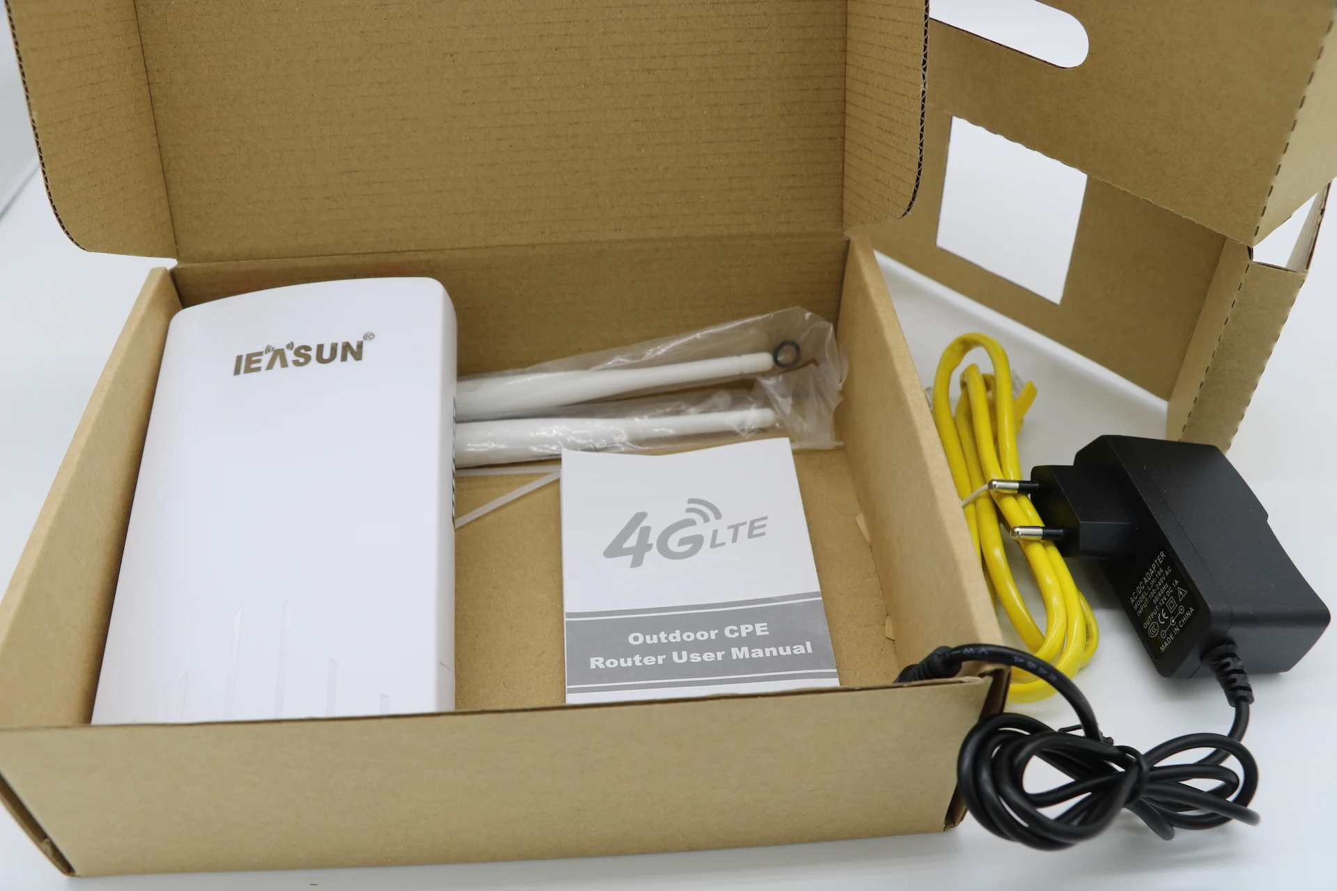 TP-Link Pro Smart WiFi Router  External Antenna Outdoor Dual Band Gigabit