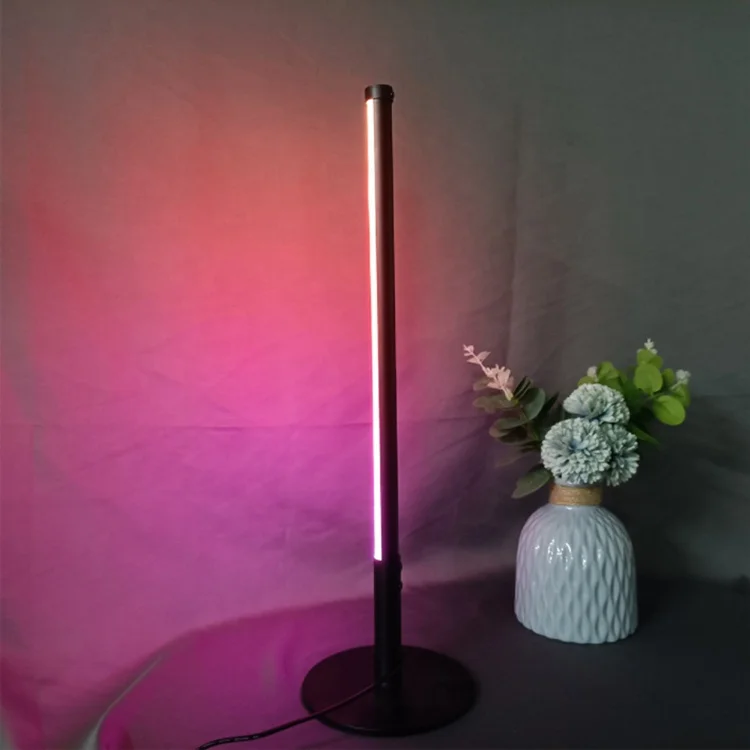 Новая Минималистичная Светодиодная настольная лампа RGB magic color в скандинавском стиле с защитой глаз для спальни наполнитель кровати атмосферная
