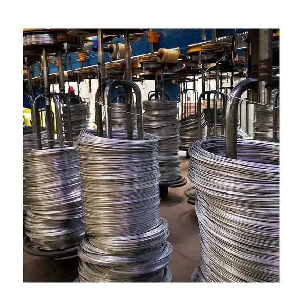 Wholesale cattle/sheep/farm/field/deer wire mesh fence galvanized grassland fence steel rods