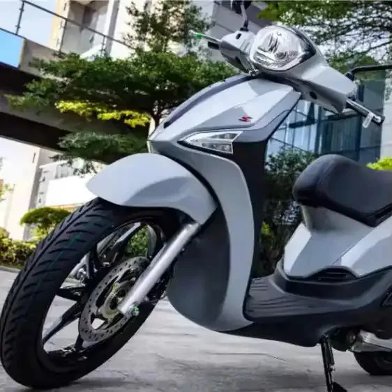 2025 дешевые цены на складе для Piaggio Liberty 150 euro 5 S 50 с ASSESORIES