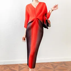 Высокое качество плюс Размер Женская одежда с рисунком градиентная расцветка; Высота плиссированное платье для женщин; Большие размеры платье