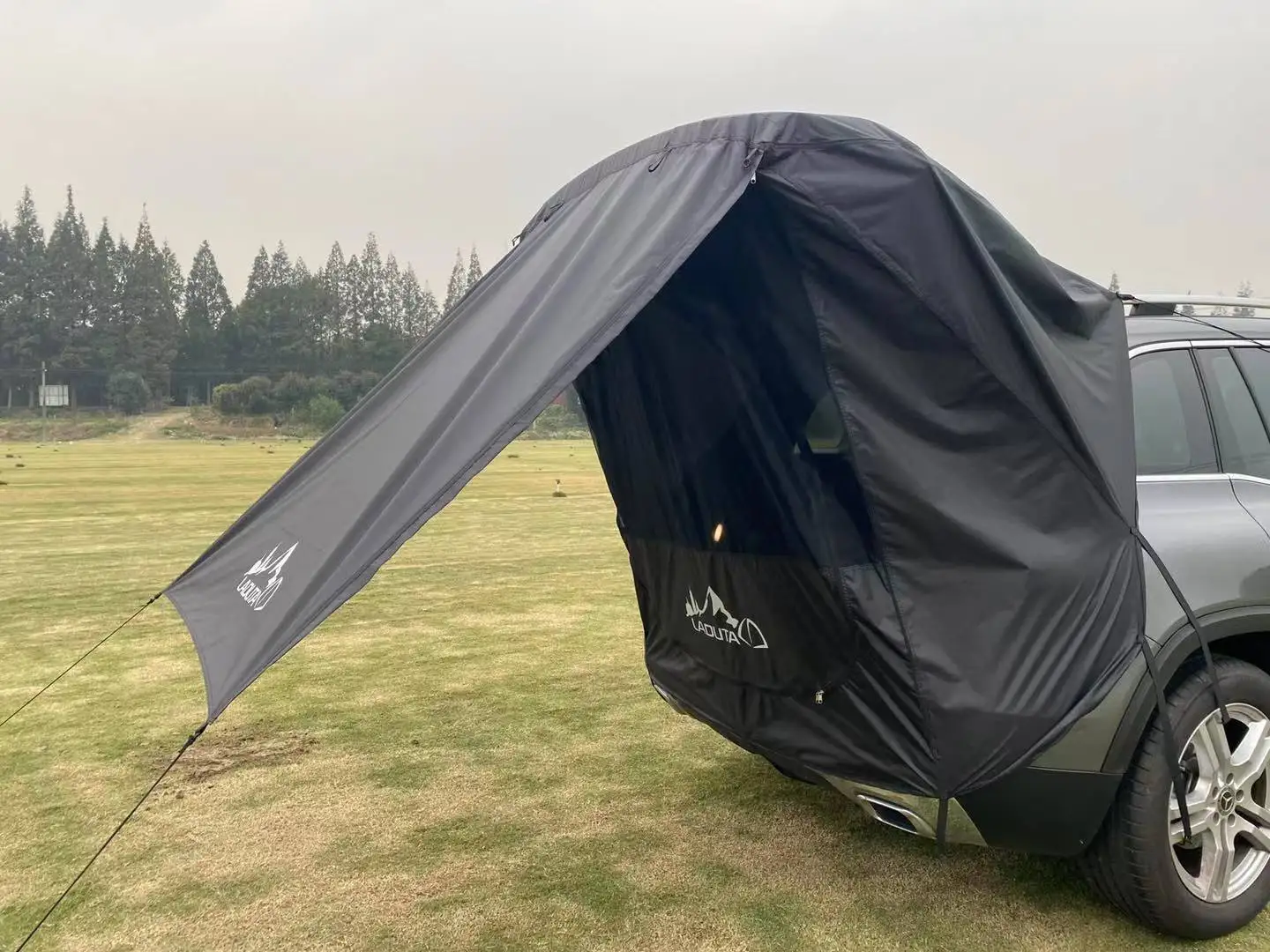 Outdoor self-driving Tour Barbecue Camping Car Tail Extension Tent Sunshade car travel tent trunk tent