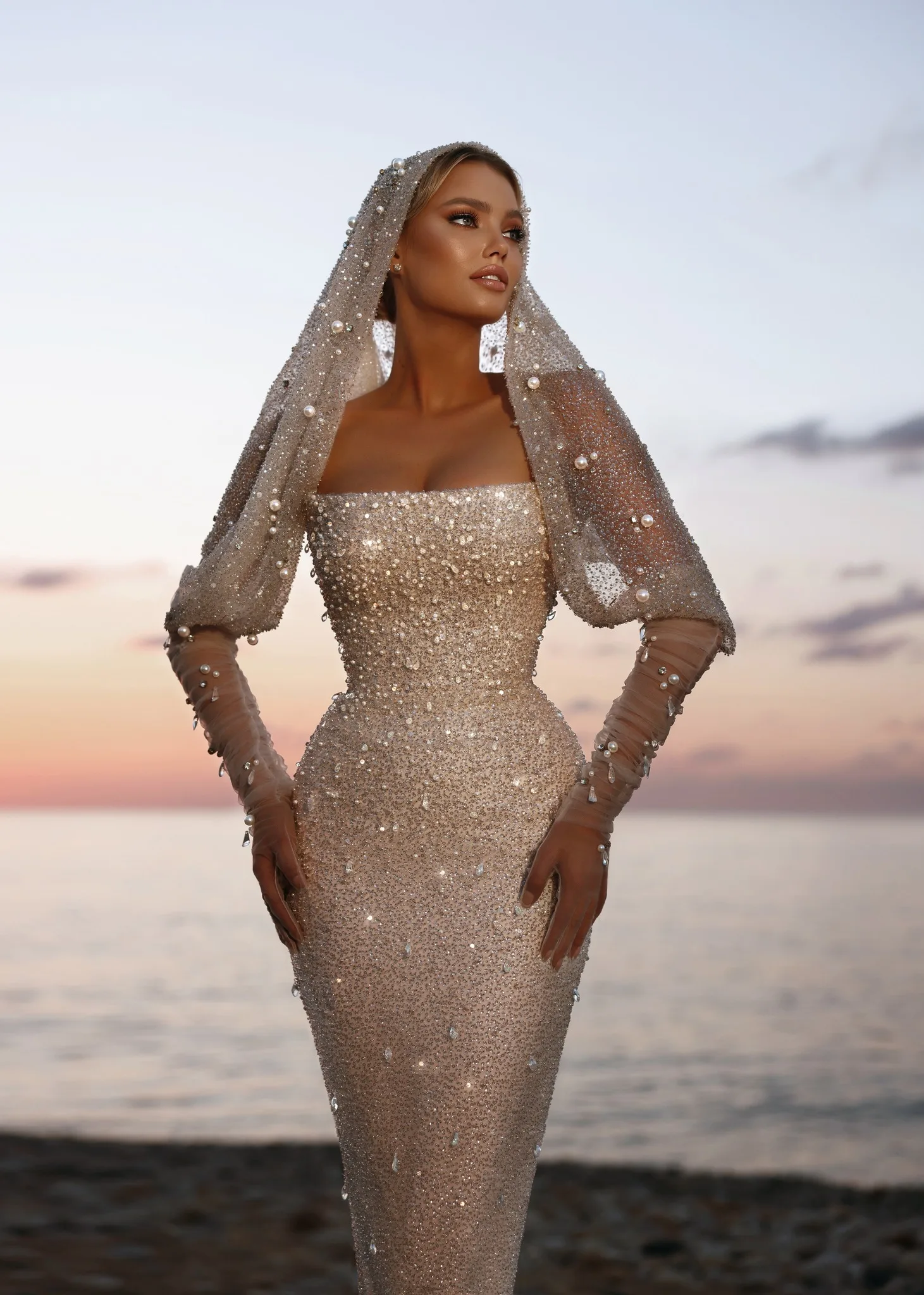 Shiny Strapless Design Mermaid Long Wedding Dresses Fully Beaded Gown For Bride Wear