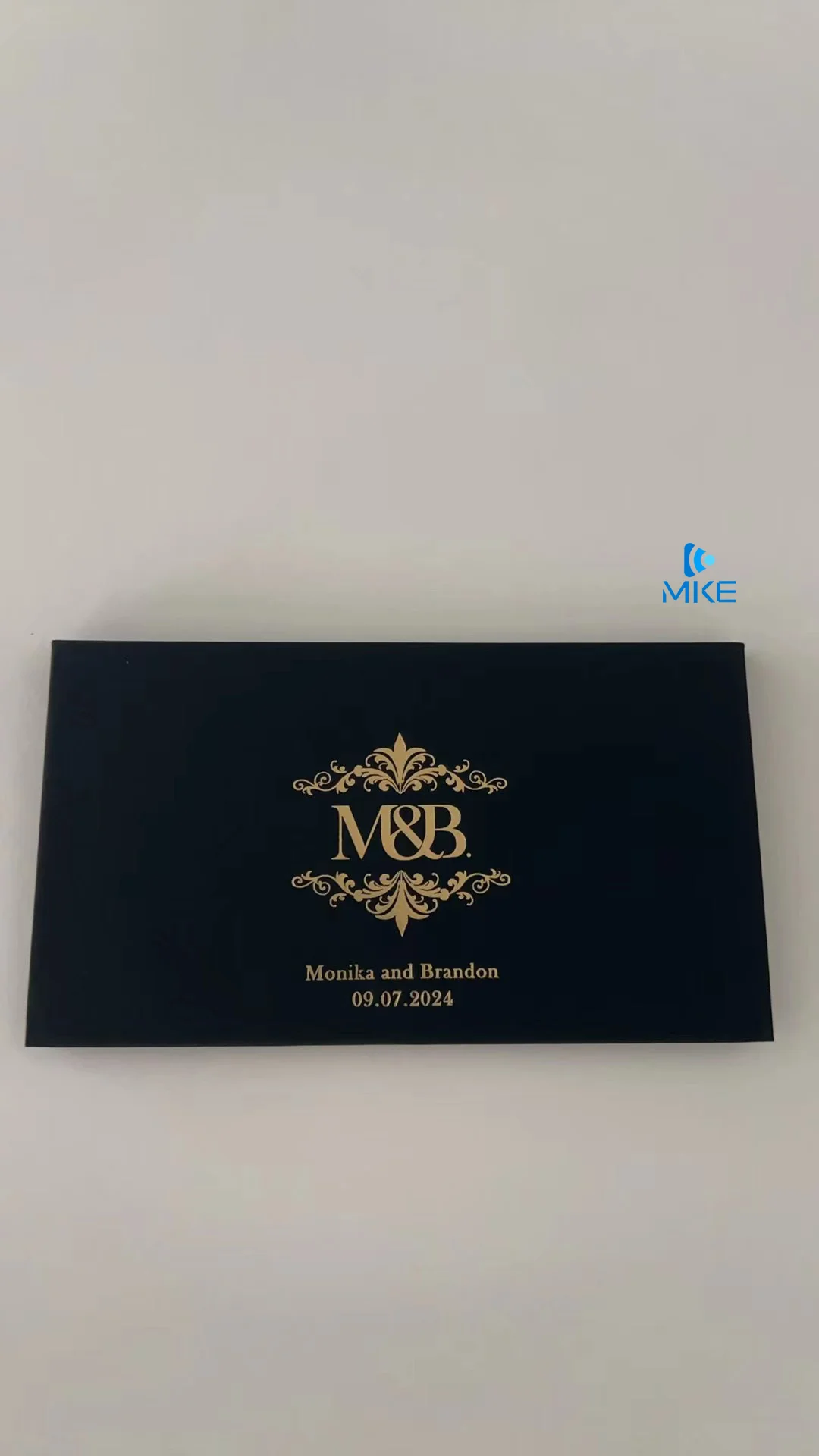 Custom gold foil stamping gift sports cards with paper boxes packaging