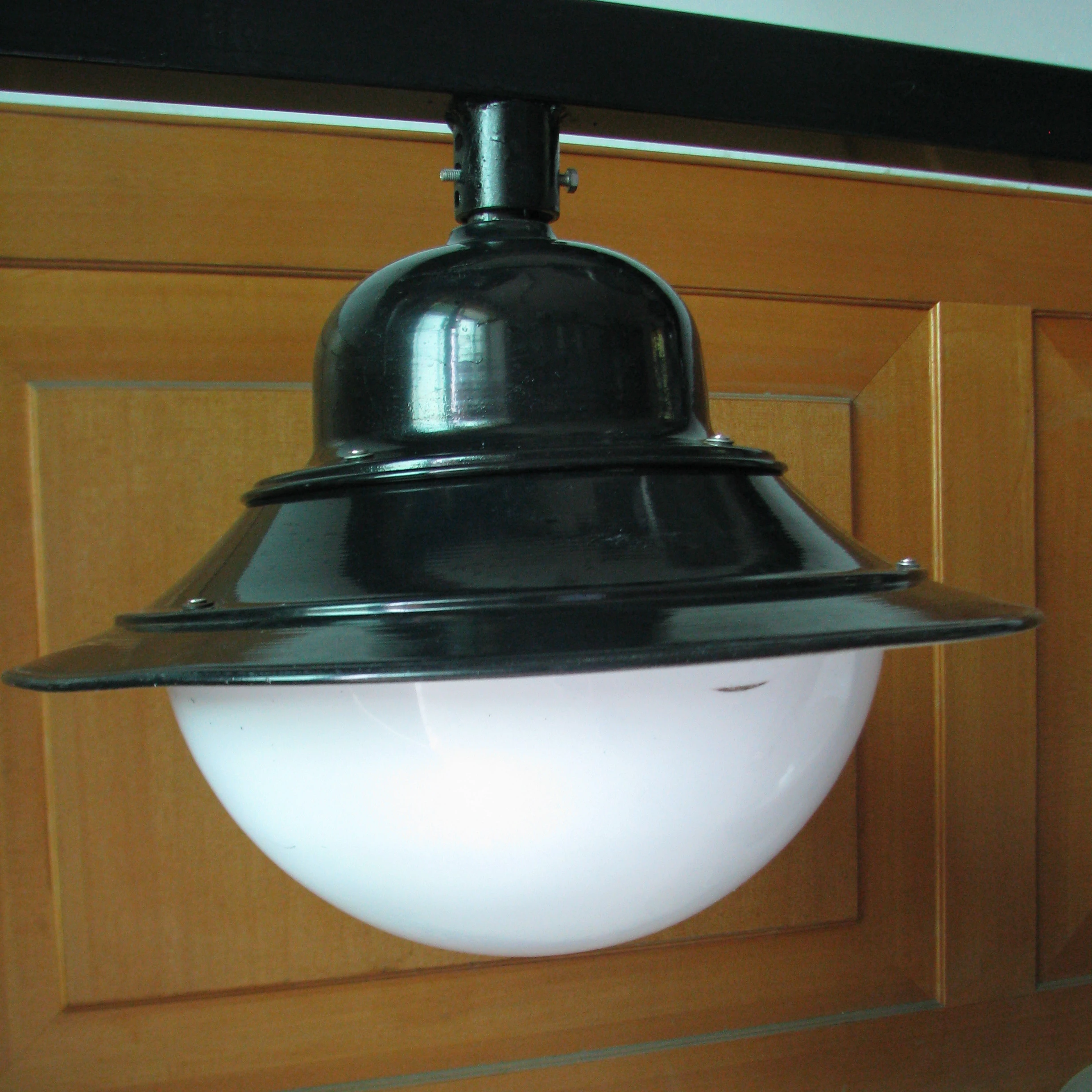 Литой алюминий Твердый держатель лампы с ударопрочным ПК лампой-дымоход