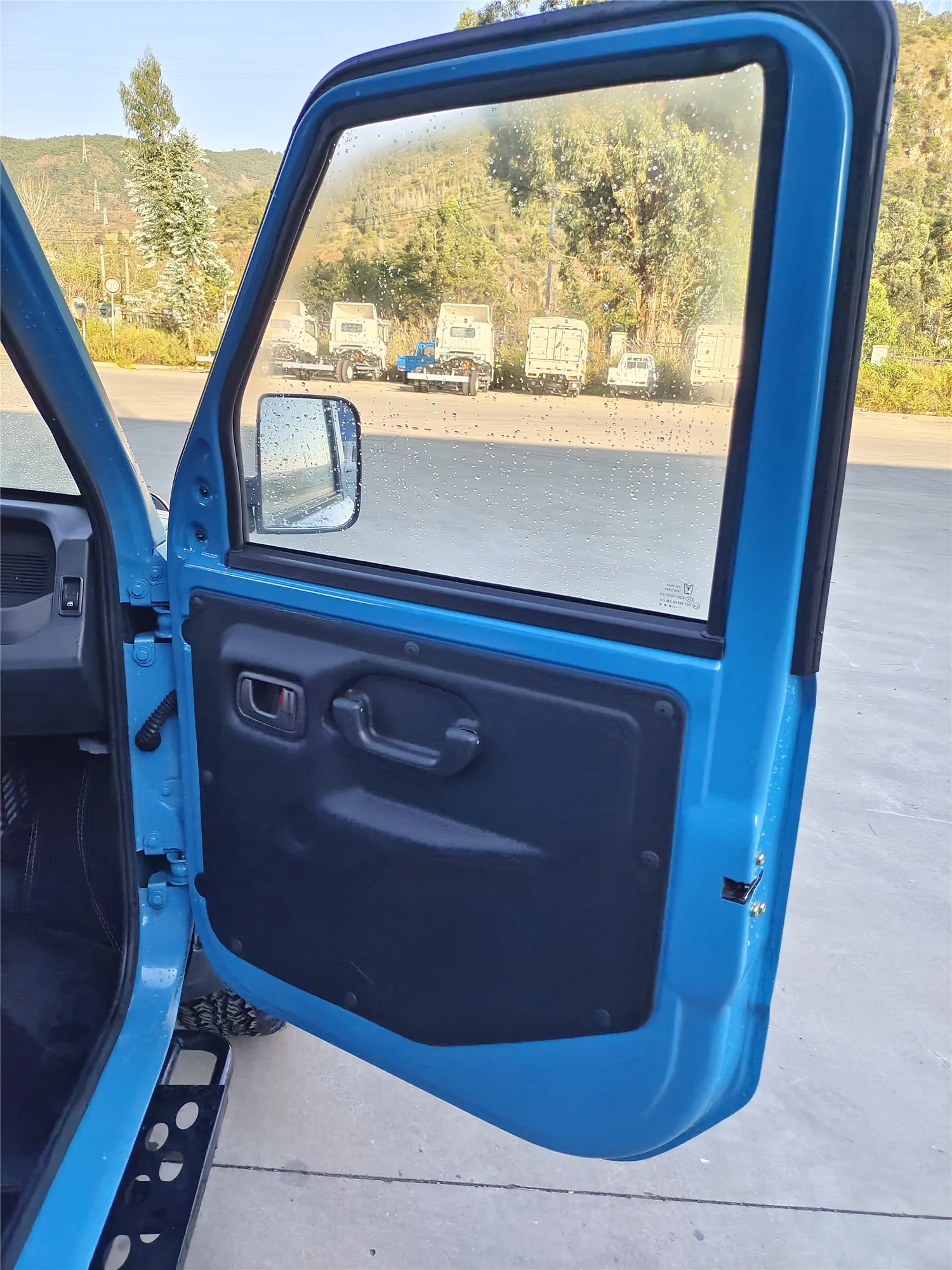 Factory cheap electric truck pickup  Direct Supply  cargo cars Hot Selling 2023 Version 4 Seat trucks electric UTV 4x4