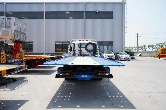 Direct Sale Euro5 ISUZU 4x2 Wrecker Tow Truck Best Quantity for Special Transportation for Road Use