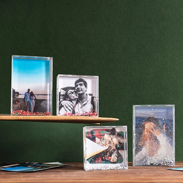 Clear 4x6 Inch Acrylic Camera Sequins Photo Frame With Liquid Snow Globe Picture Frame