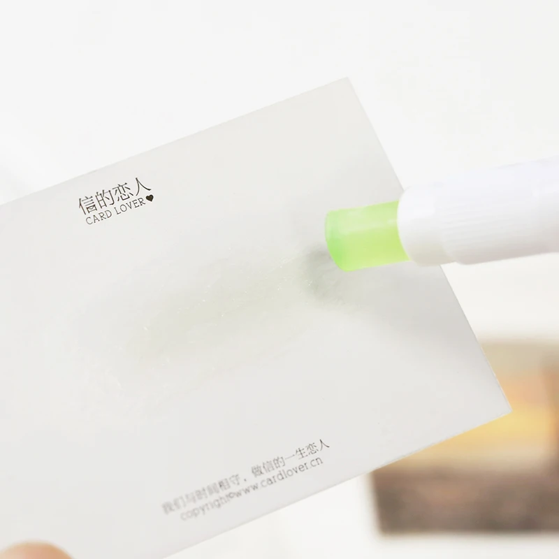 Chinese Yiwu stationery products wholesale permanent glue stick refill adhesive school office art craft paper photo fabric