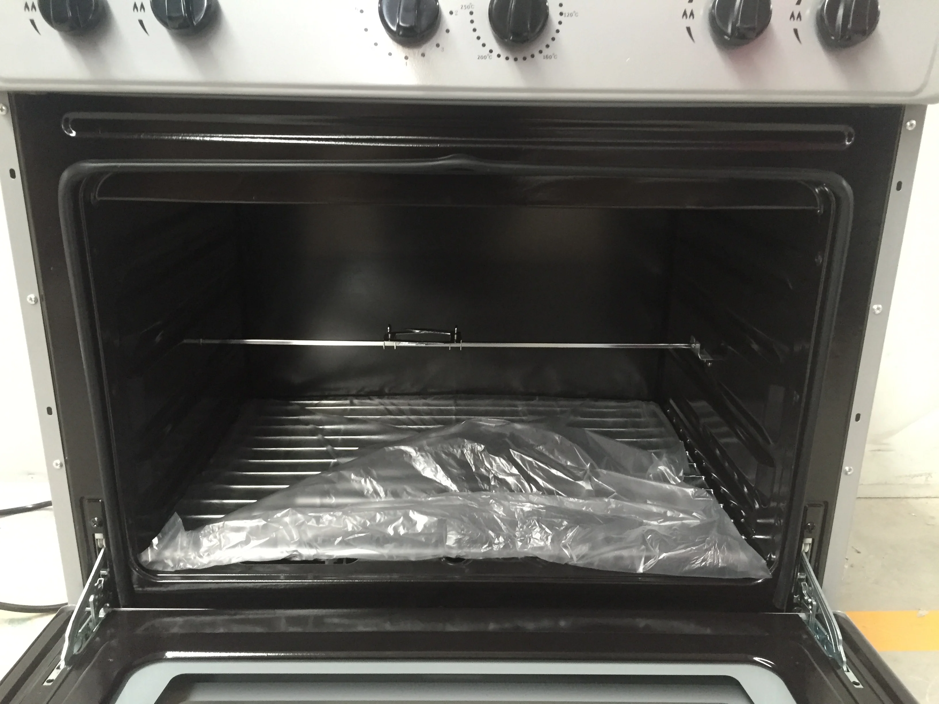 30 INCH top ranking elegant appearance pizza gas oven bakery oven prices