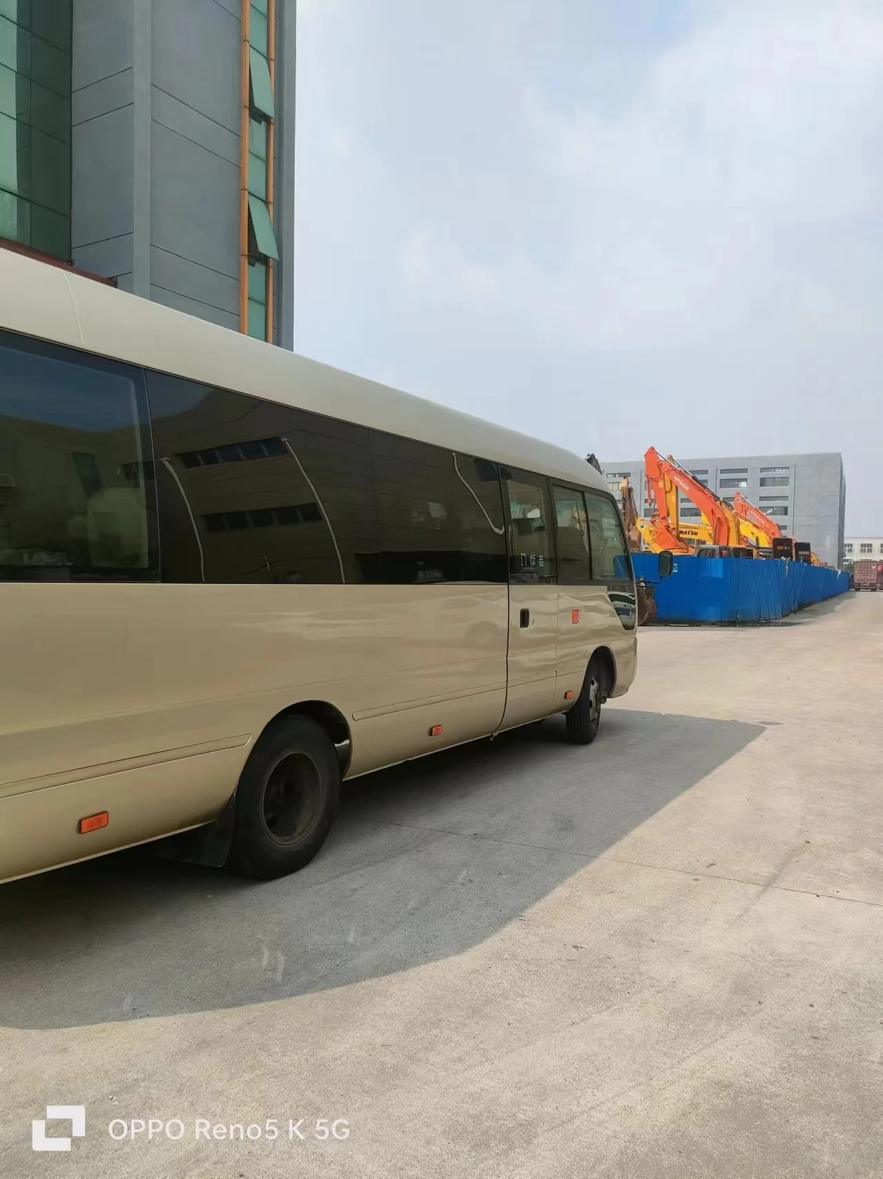 good price used toyot a city school bus 25 28 30 seats diesel bus available in China