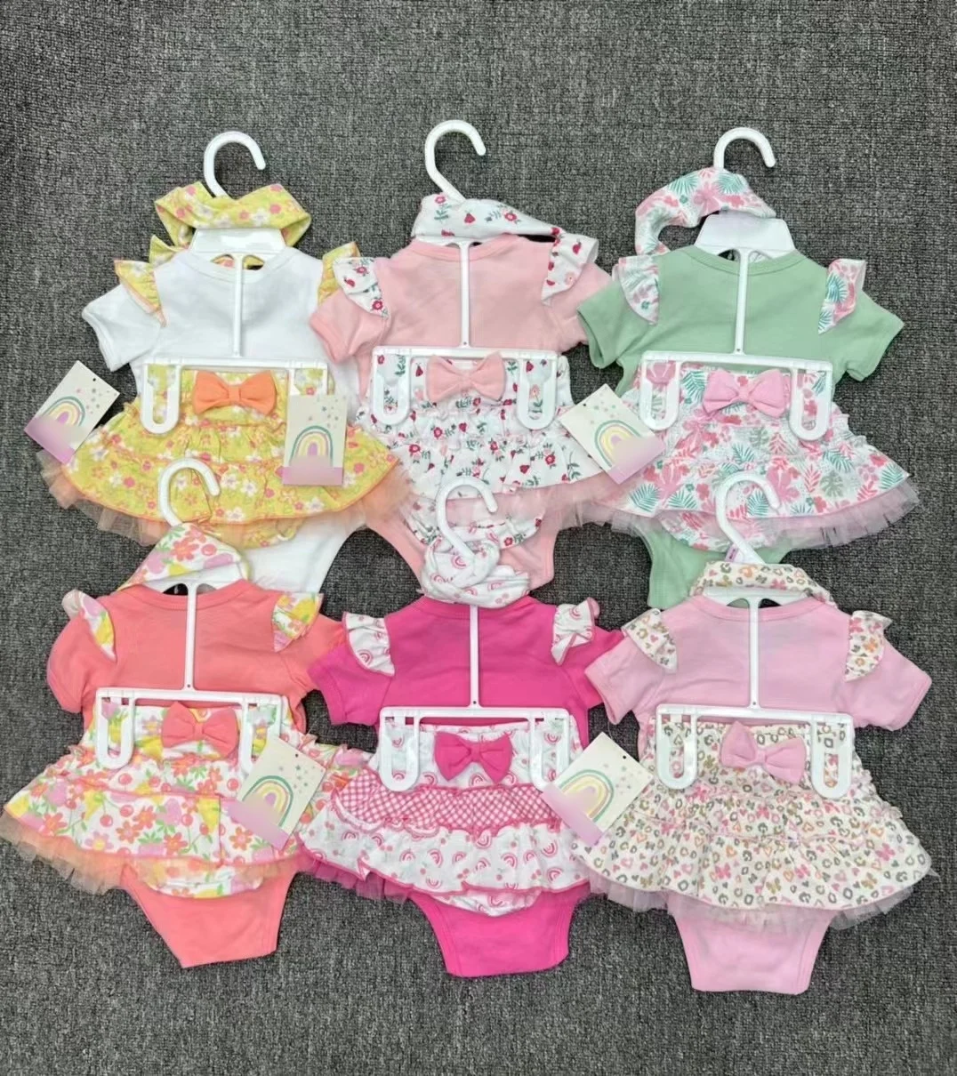 Hot Selling High Quality 0-9m Newborn Cartoon Cute Onesies Sets Girl Romper 3pc Sets Baby Short Sleeved Cotton Soft Clothing Set