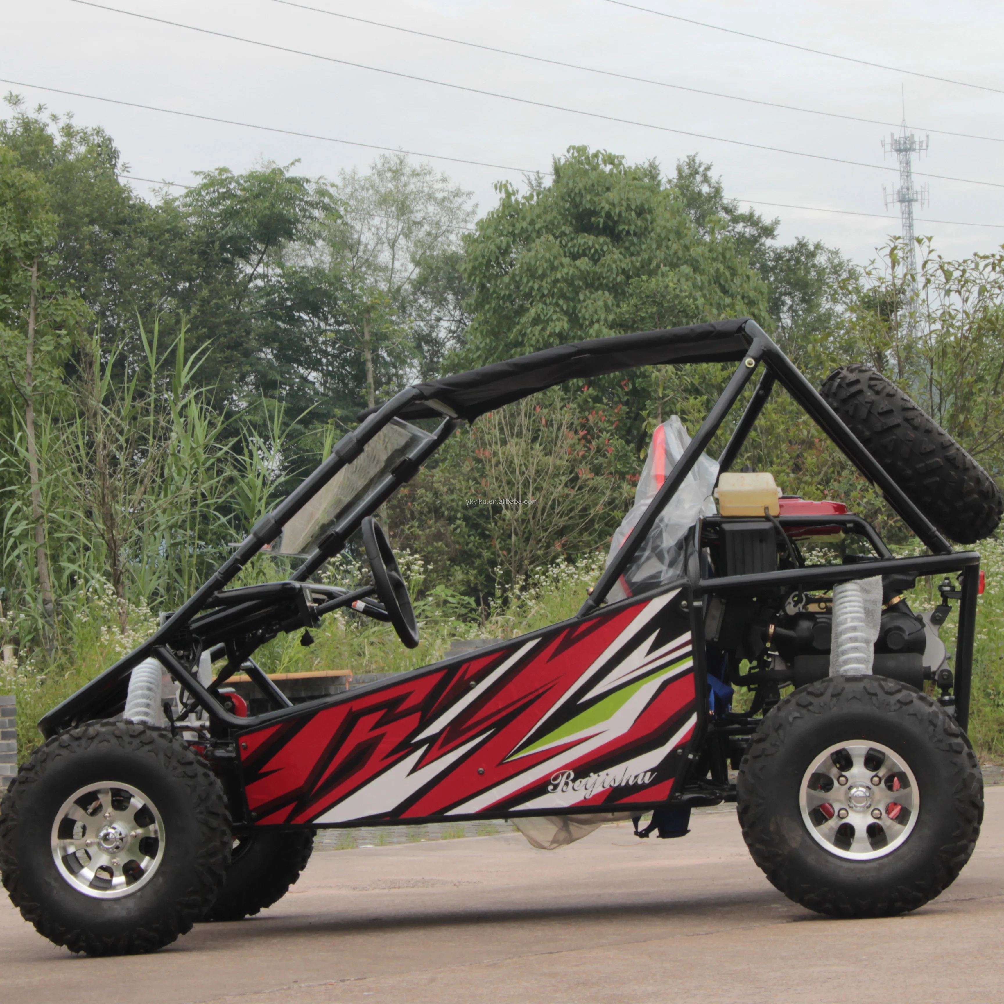 New 200cc 2-seat steering wheel UTV 4x4 sports go kart automatic transmission engine all terrain off-road vehicle