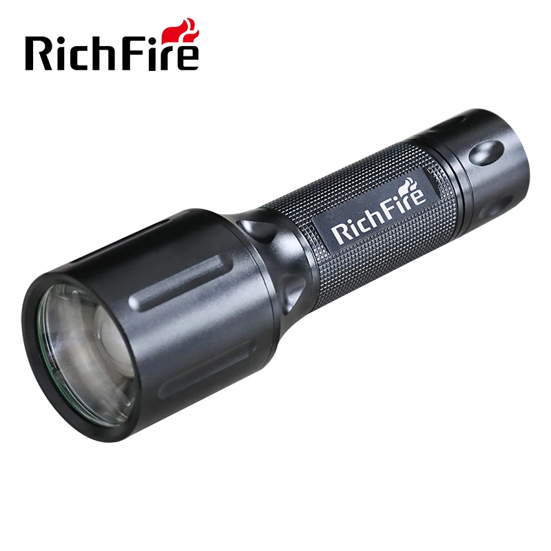 RichFire Hot-selling long-range portable zoom long range bright tactical flashlight