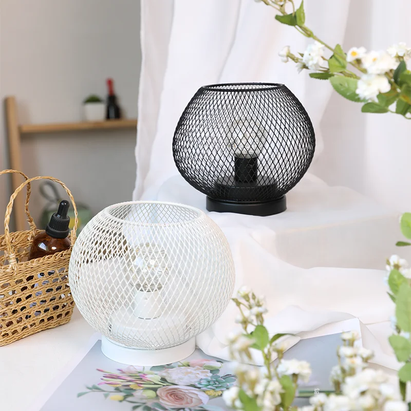 Modern Design LED Night Light Table Lamp Top Ranking Switch Power Wholesale New Decorative Metal for Christmas